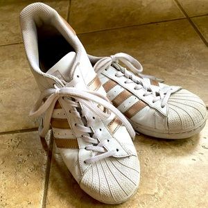 Adidas Superstar Sneakers
